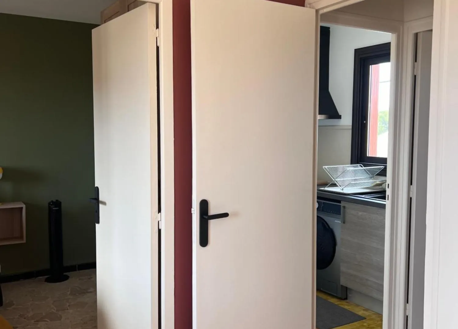 T2 Colore Proche Mer Terrasse Parking Six-Fours-les-Plages Frankrijk